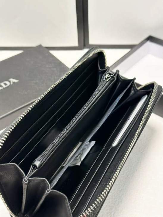 Picture of Prada Wallets _SKUfw187784856fw